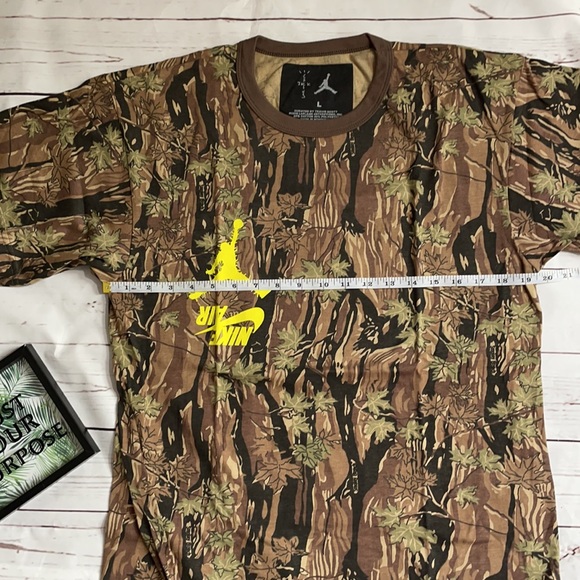 Travis ScottXJordan Cactus Jack Highest T camo L - Picture 2 of 12